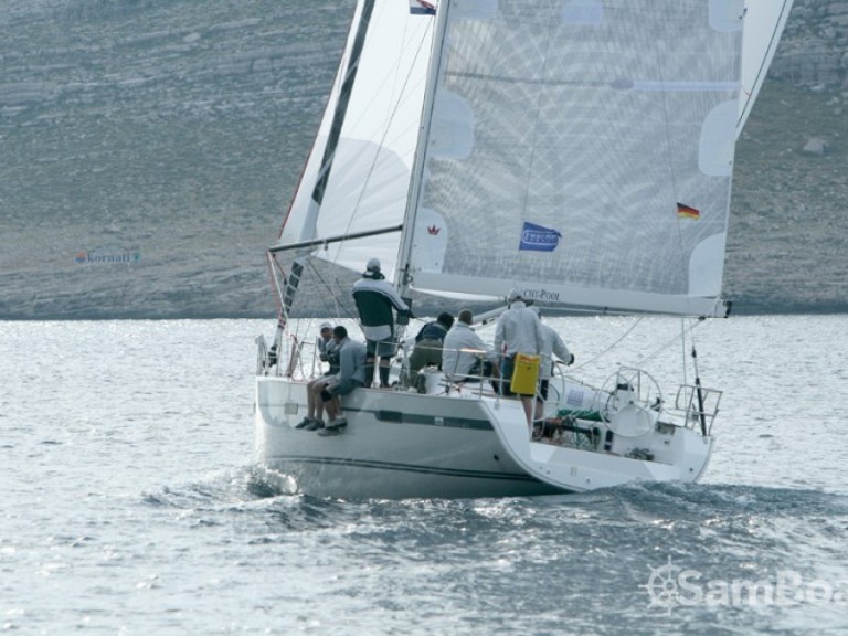 Charter a Bavaria Sport 40 in Diélette on Samboat