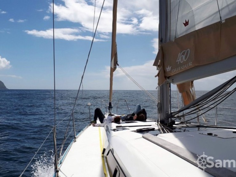 Yacht hire Horta cheap Dufour 460 Grand Large