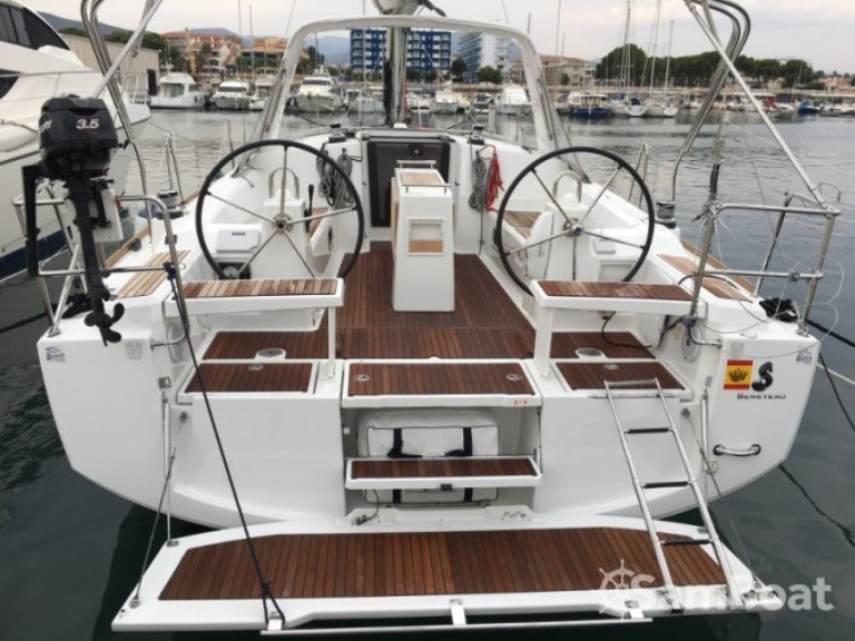 Bénéteau Oceanis 38.1 charter bareboat or skippered in  Barcelona