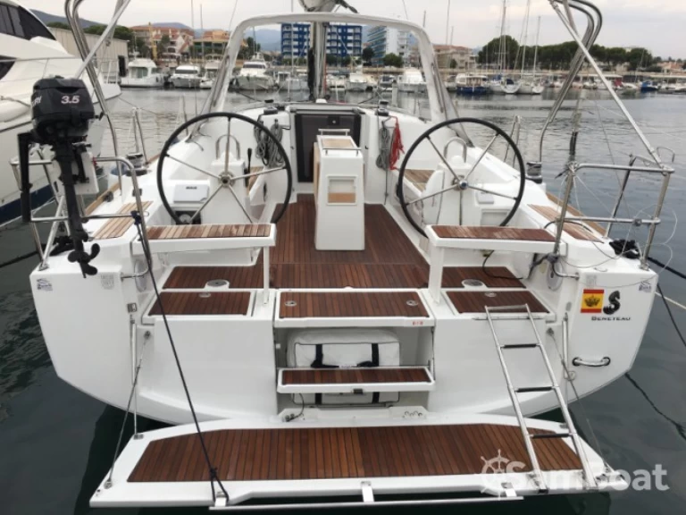 Bénéteau Oceanis 38.1 charter bareboat or skippered in  Barcelona