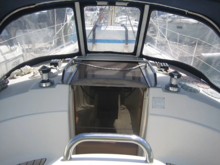 Hire Sailboat Bavaria with a boat licence