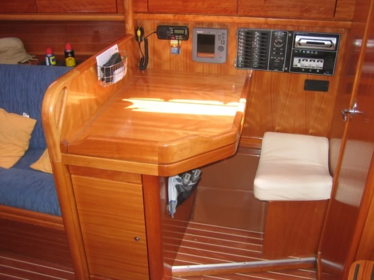 Hire Sailboat with or without skipper Bavaria La Rochelle