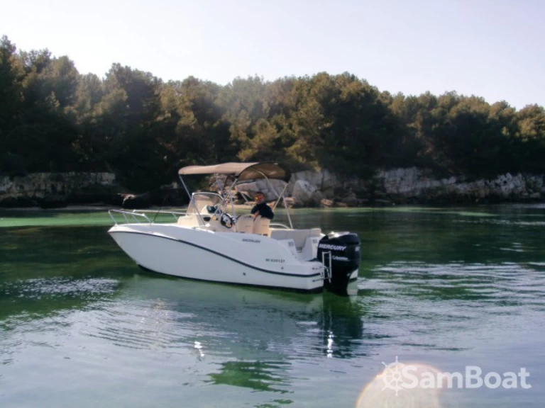 Hire a Quicksilver Activ 535 Open Antibes