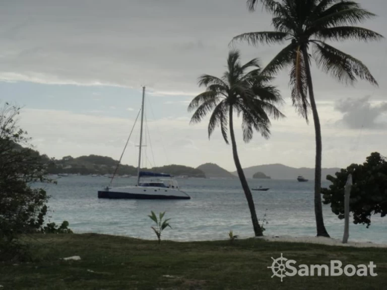 Hire a Multicap-Caraibes Punch 12.50 Les Sablettes