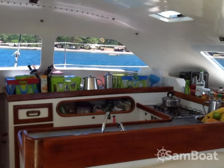 Hire Catamaran with or without skipper Multicap-Caraibes Les Sablettes