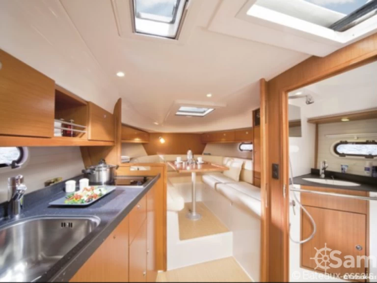 Motorboat to hire Mandelieu-la-Napoule at the best price