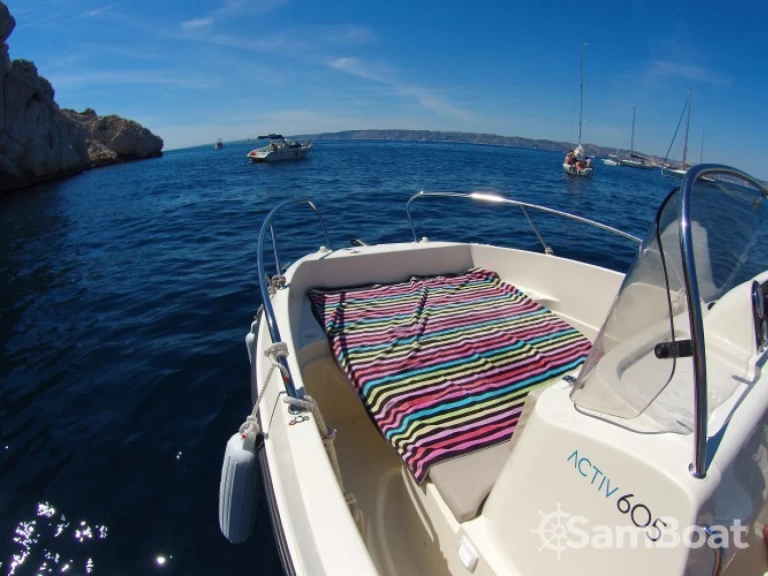Charter a Quicksilver Activ 605 Open in Marseille on Samboat