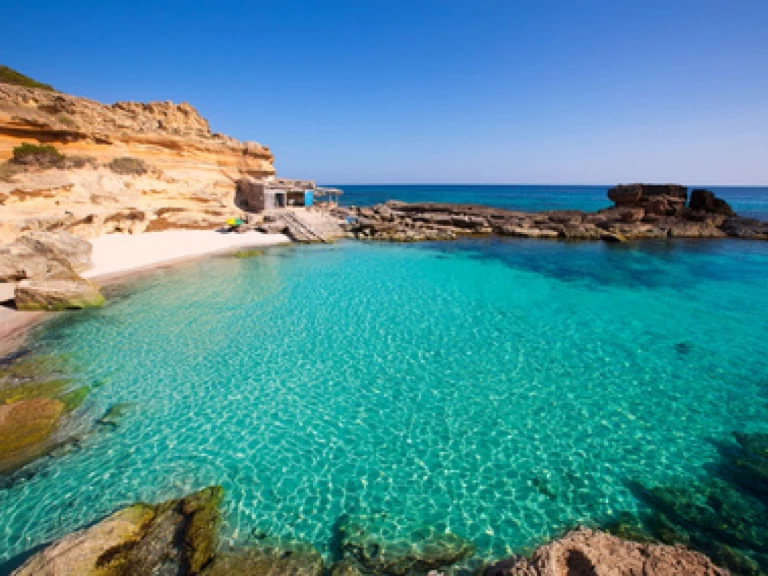 Hire Sailboat with or without skipper Bordogna-Pacifico Sant Antoni de Portmany