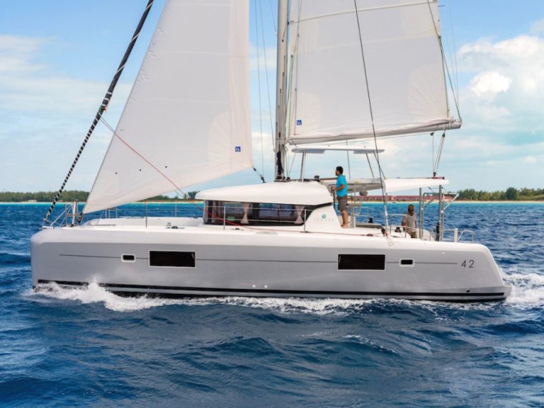 Catamaran to hire Sant Antoni de Portmany at the best price