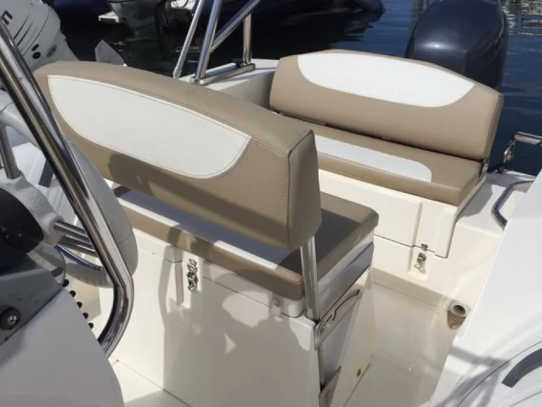 RIB to hire Saint-Georges-de-Didonne at the best price