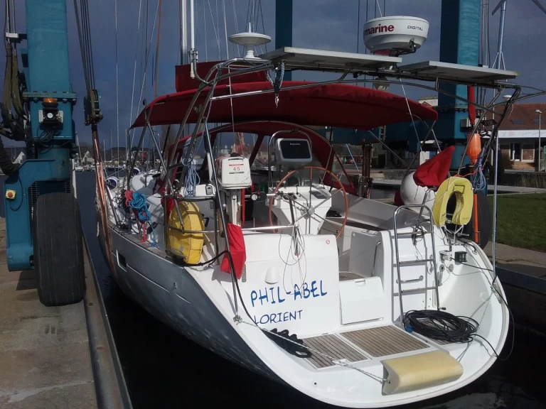 Hire Sailboat Bénéteau with a boat licence