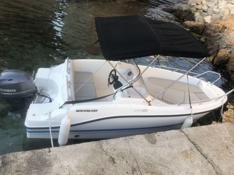 Yacht hire Marseille cheap Activ 455 Open