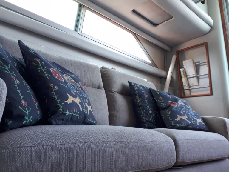 Cruisers Inc 4280 Express Bridge charter bareboat or skippered in  Ameglia