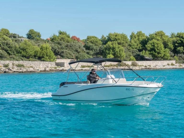 Hire Motorboat with or without skipper Quicksilver Split