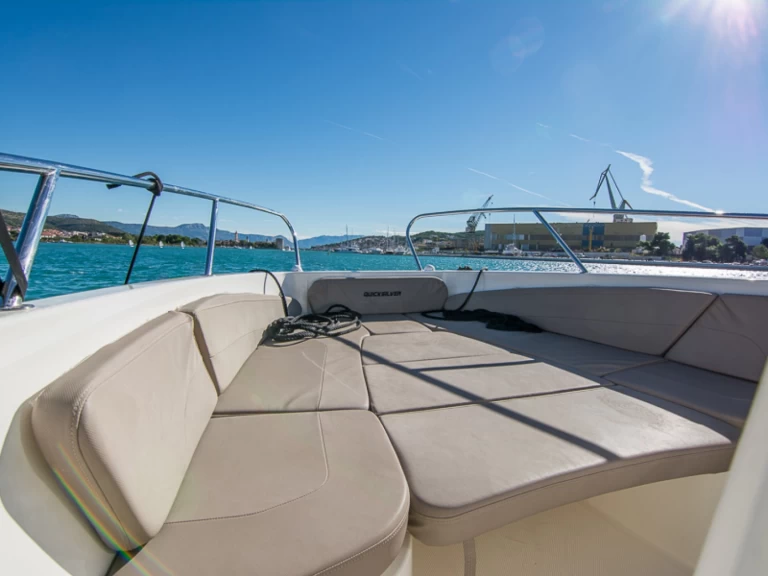 Yacht hire Trogir cheap Activ 805