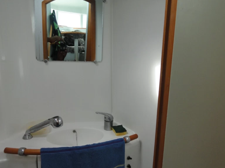 Hire Catamaran with or without skipper Lagoon Hell-Ville