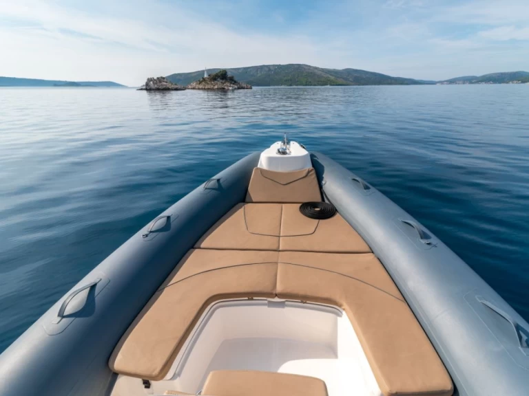 RIB hire in Trogir - Bwa Sport 26 GTO