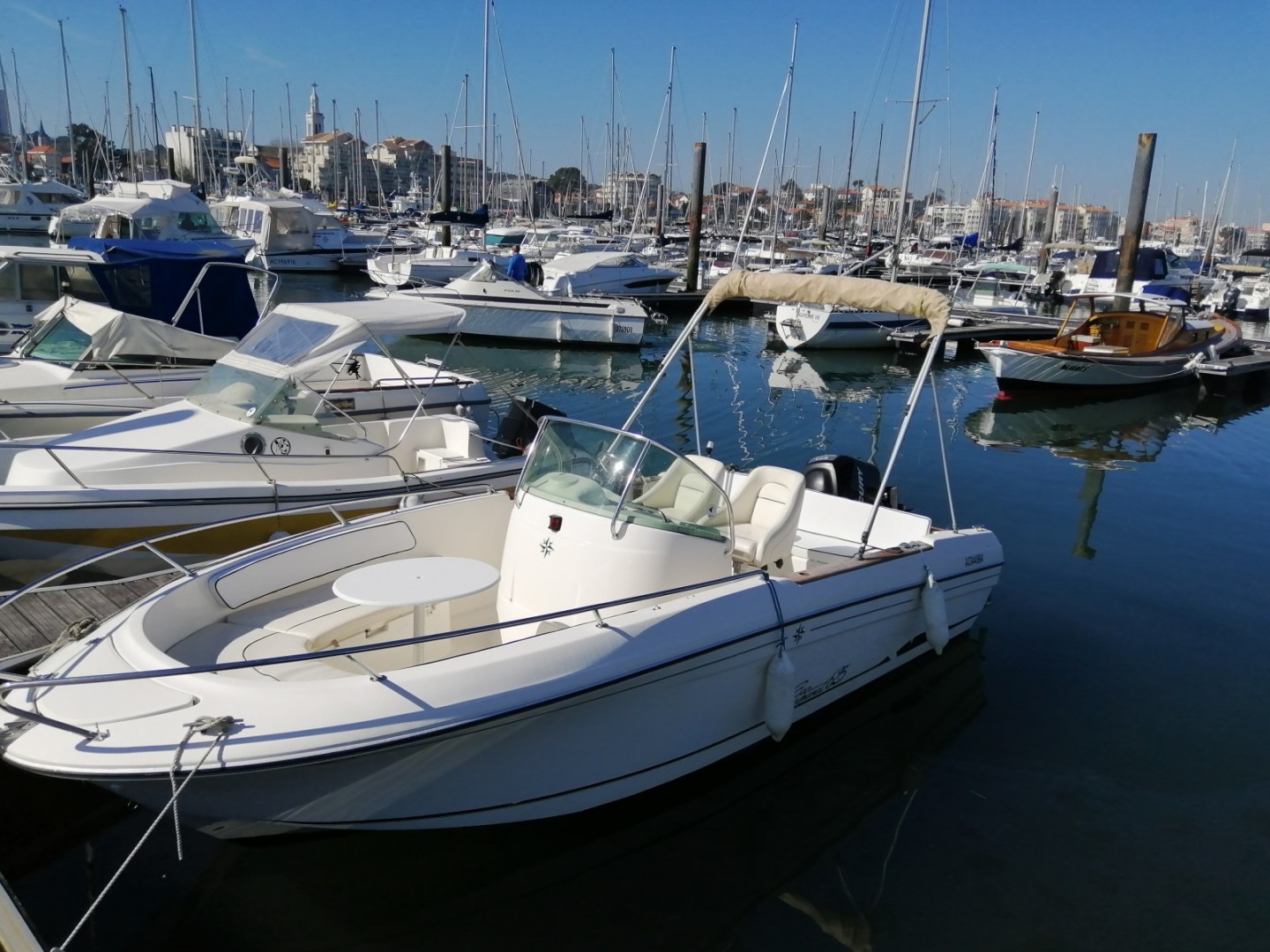 Motorboat to hire Arcachon at the best price