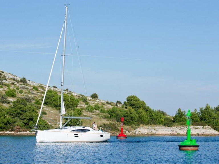 Charter a Elan Impression 40 in Split on Samboat