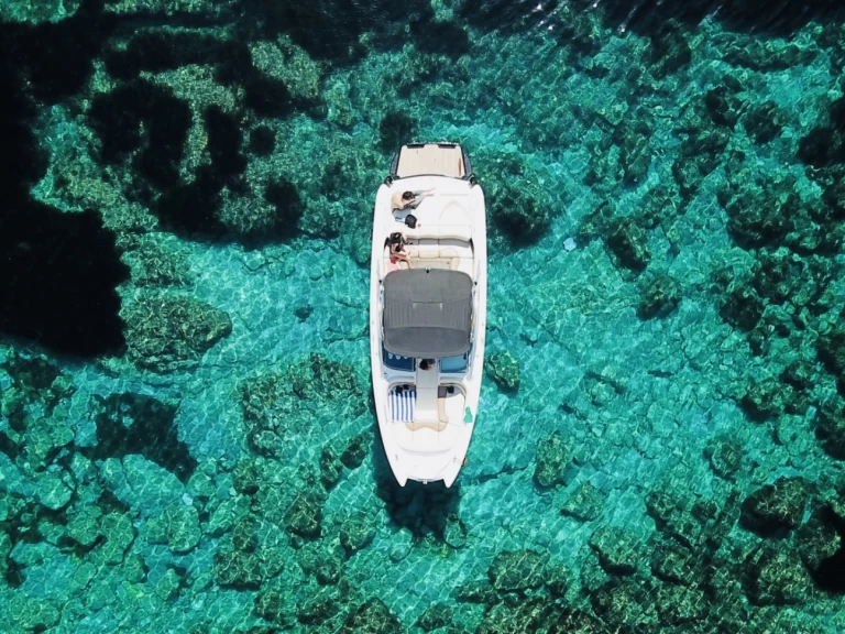 Mastercraft Maristar 280 SS charter bareboat or skippered in  Santa Ponsa