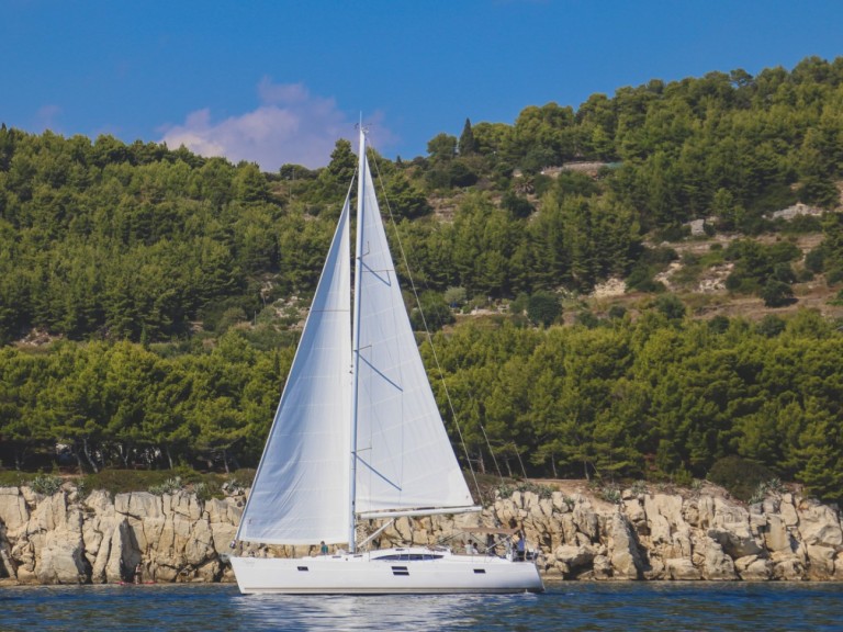 Hire Sailboat Elan with a boat licence