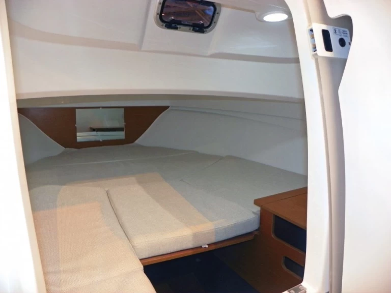 Hire a Jeanneau Cap Camarat 5.5 WA Serie 2 Novi Vinodolski