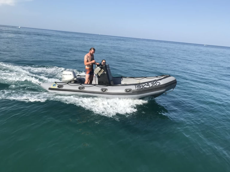 Zodiac Pro 500 charter bareboat or skippered in  Canet-en-Roussillon