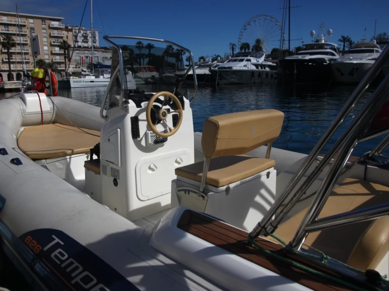 Charter a Capelli Tempest 626 in Saint-Raphaël on Samboat