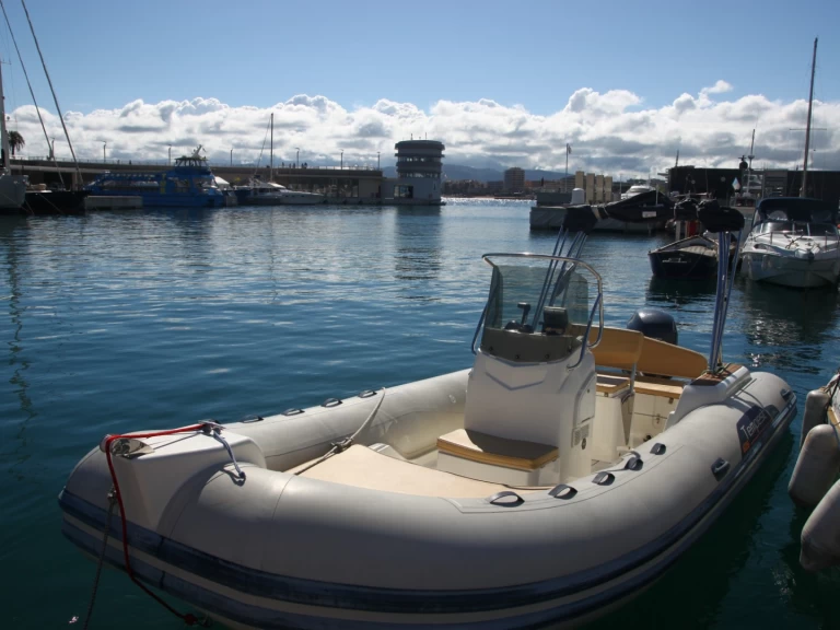RIB hire in Saint-Raphaël - Capelli Tempest 626