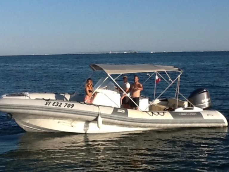 Hire RIB Kelt with a boat licence