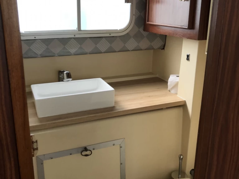 Locaboat Penichette 930 charter bareboat or skippered in  La Vicomté-sur-Rance