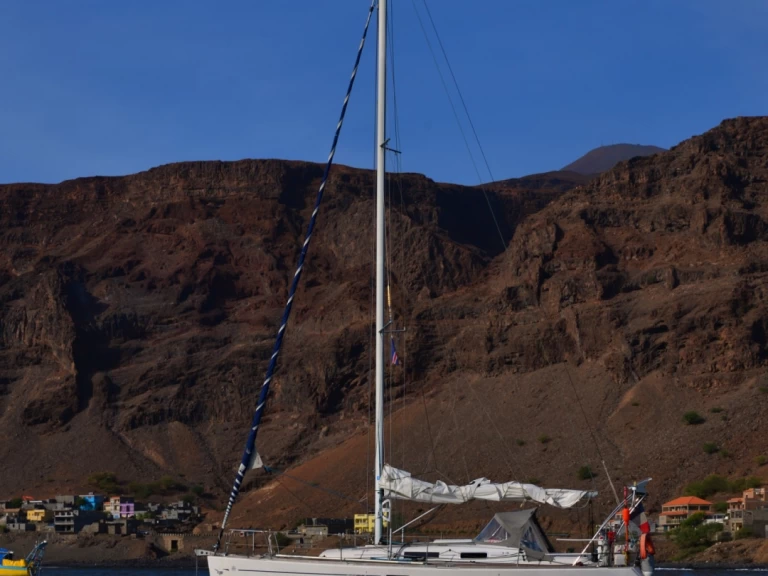 Yacht charter La Rochelle - Dufour Dufour 34 Performance on SamBoat