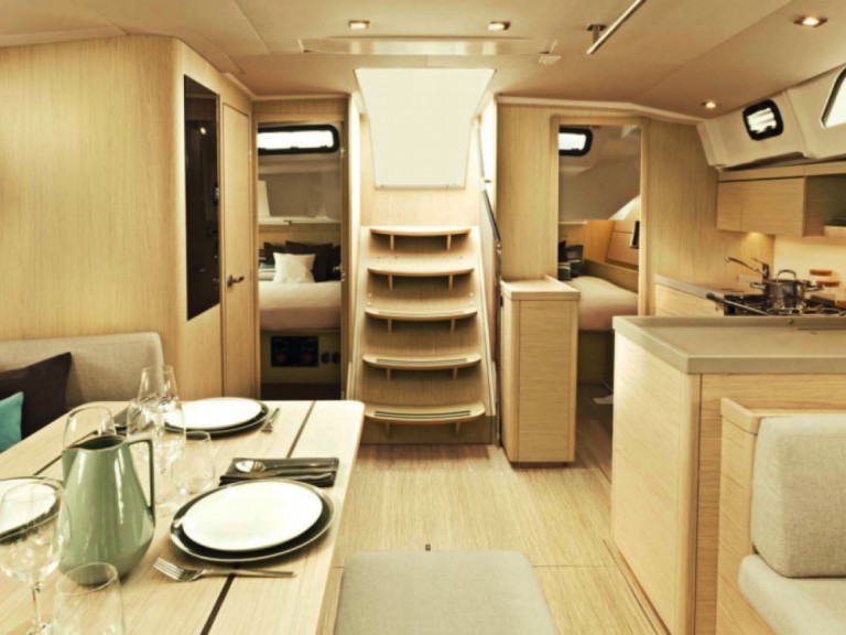 Sailboat hire in Volos - Bénéteau Oceanis 46.1