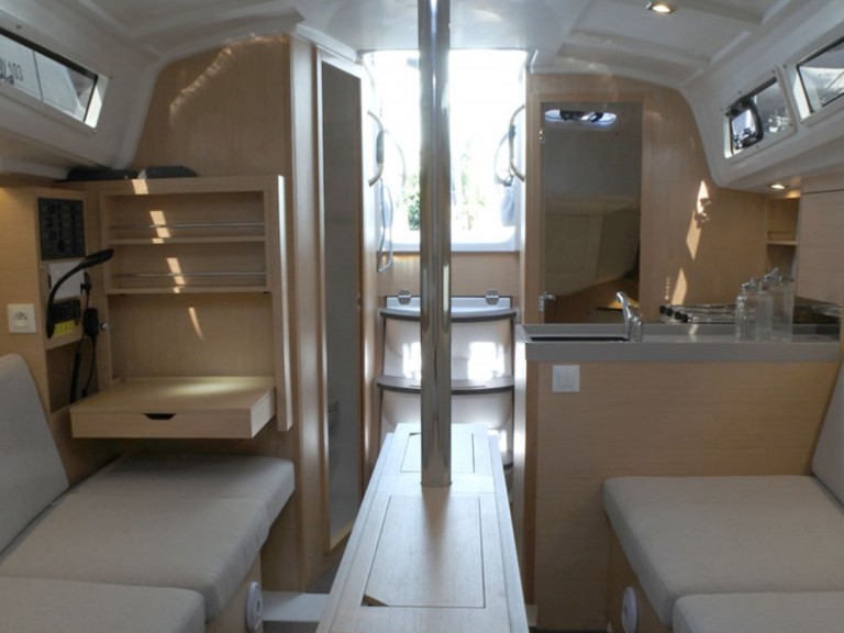 Bénéteau Oceanis 30.1 charter bareboat or skippered in  Palma de Mallorca