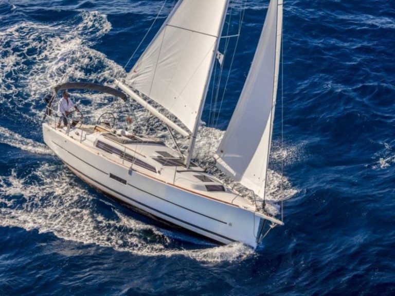 Dufour Dufour 360 Grand Large charter bareboat or skippered in  Port-Haliguen