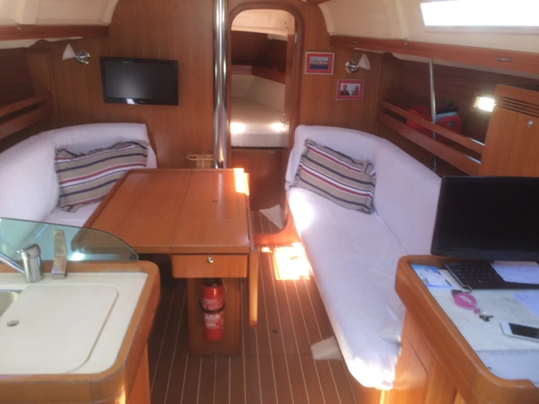 Dufour Dufour 34 Performance charter bareboat or skippered in  La Rochelle