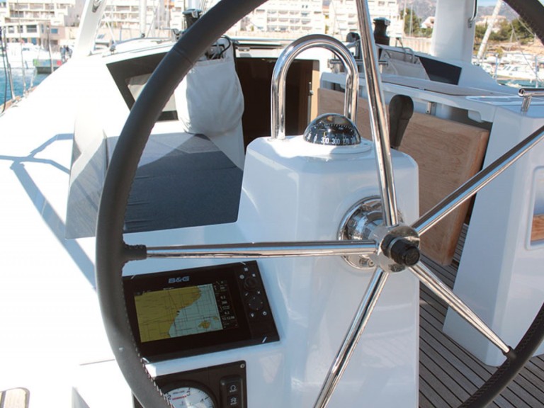 Sailboat to hire Palma de Mallorca at the best price