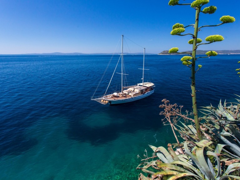 Hire Sailboat with or without skipper Custom Made Kaštel Stari