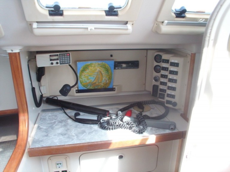 Charter a Dehler Dehler 34 in Biograd na Moru on Samboat