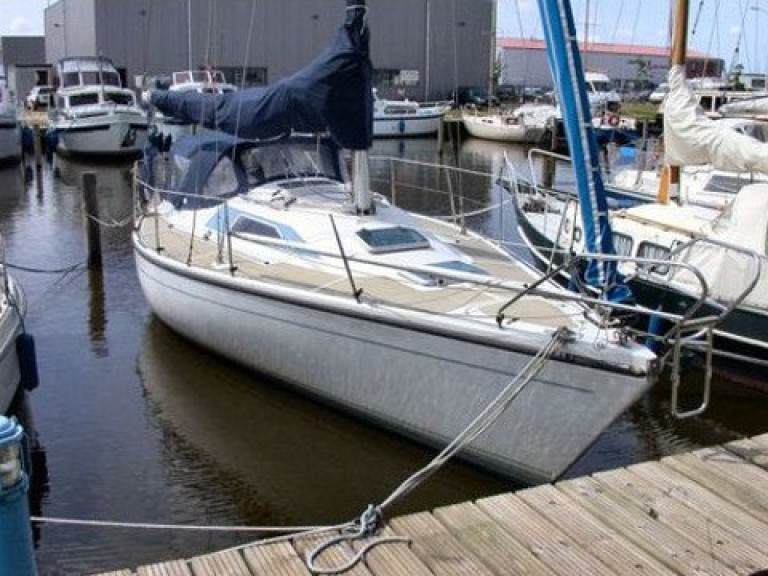Hire Sailboat Dehler with a boat licence
