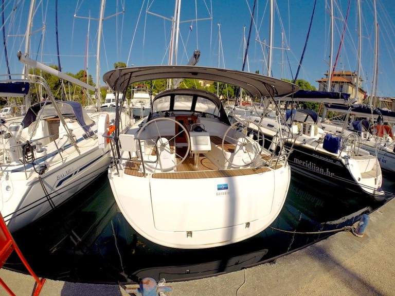 Yacht charter Zadar - Bavaria Cruiser 37 on SamBoat
