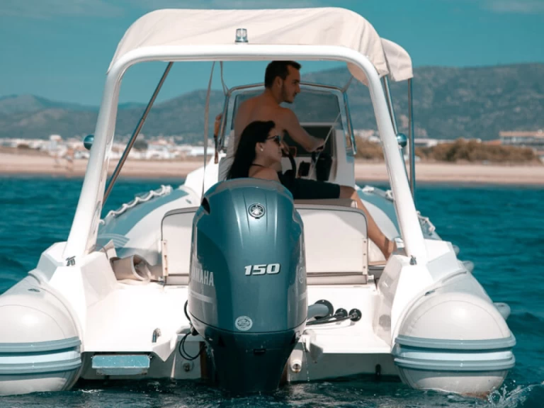 Yacht hire Roses cheap Lomac 710 IN