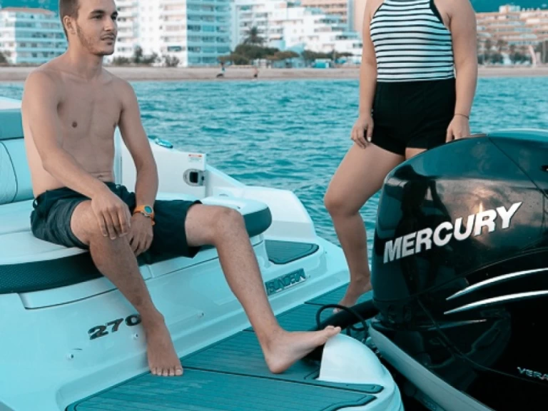 Charter a Sea Ray 270 in Roses on Samboat