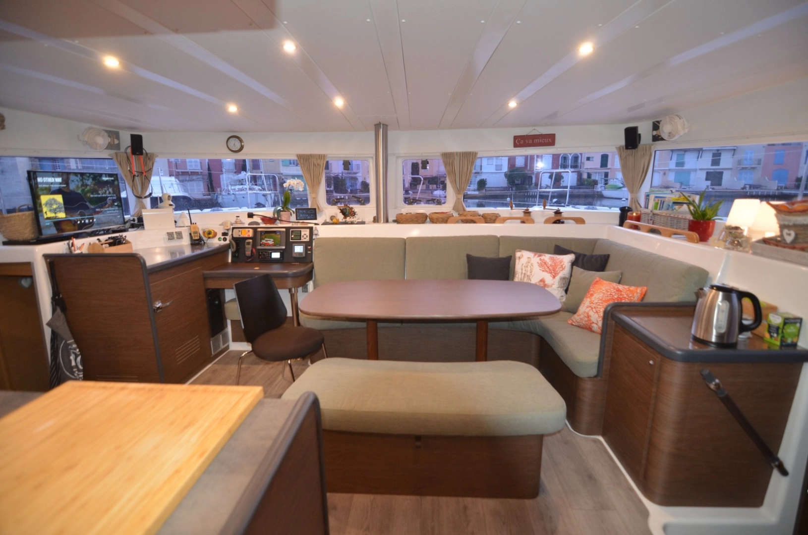 Lagoon Lagoon 420 charter bareboat or skippered in  Port Grimaud