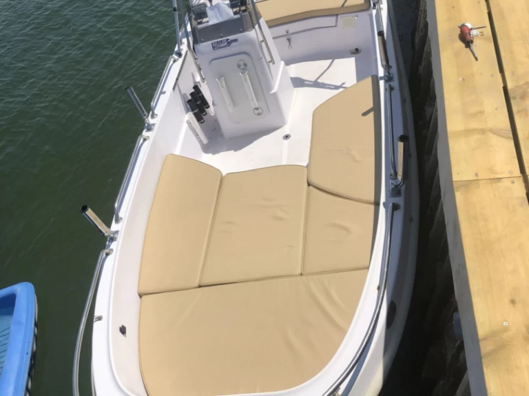 Hire Motorboat with or without skipper Poseidon Lège-Cap-Ferret