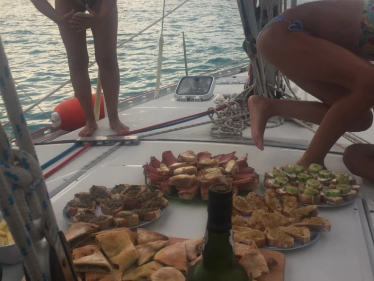 Hire Sailboat Kirie with a boat licence