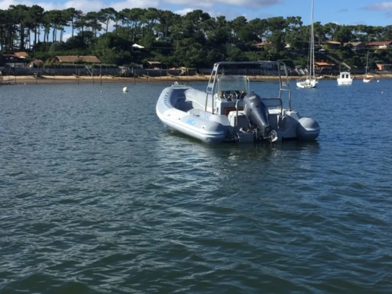 RIB hire in Lège-Cap-Ferret - Sacs Sacs S 750 Madras
