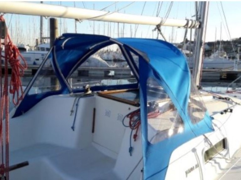 Hire Sailboat with or without skipper Jeanneau La Trinité-sur-Mer