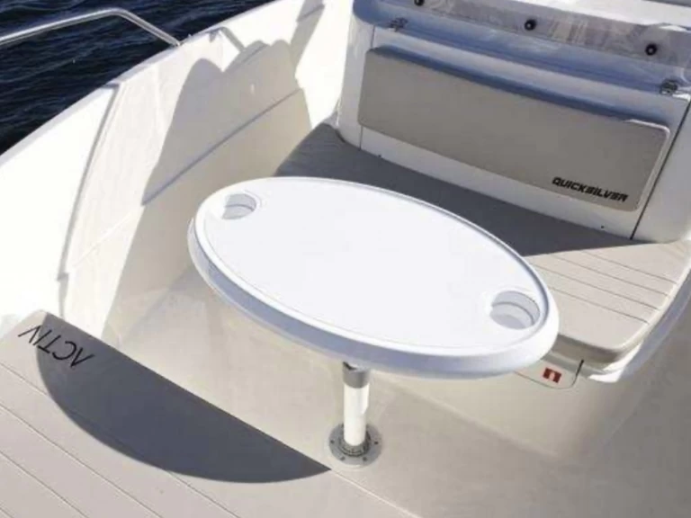 Motorboat to hire Marseille at the best price