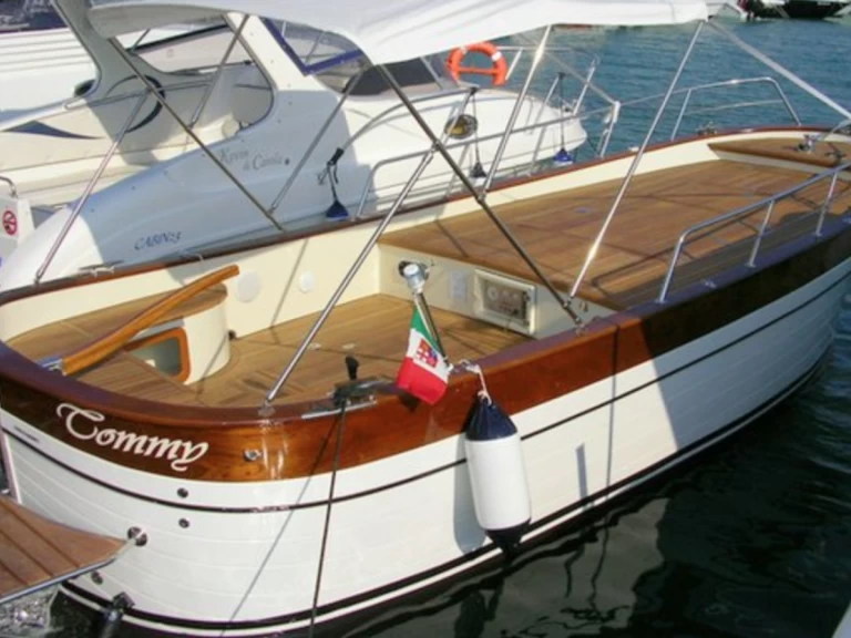Motorboat hire in Otranto - Gozzo Latino Latino 6.80